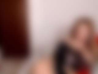 Live cam show with LadyEvolet - Nora on Porn Luv