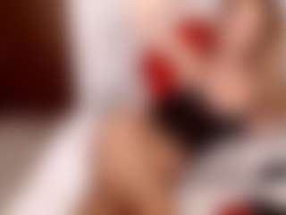 Live cam show with LadyEvolet - Granny Dildo on live.xbliss.ai