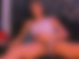 Live cam show with MadissonAbondaxCR - Smoking on liverealitysex.com
