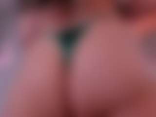 Live cam show with Vaiolet-hot - Butt Plug on PervPlay.com