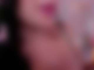 Live cam show with Vaiolet-hot - Shower on intimatelivegirls.com