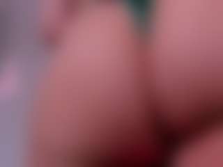 Live cam show with Vaiolet-hot - Facial on Sweet Sext