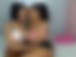Live cam show with Barbiecharm - Gagging on AdultVida.com