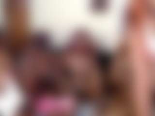 Barbiecharm's Live Sex Cam Show
