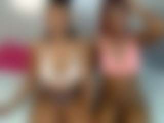 Live cam show with Barbiecharm - Ebony Petite on Camsoda