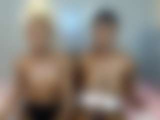 Live cam show with Barbiecharm - Eating Pussy on CamwithHer