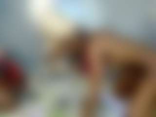 Live cam show with Barbiecharm - Eating Pussy on slutload