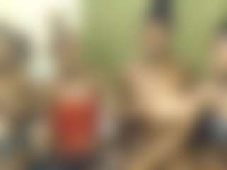 Show in cam erotica live di Barbiecharm