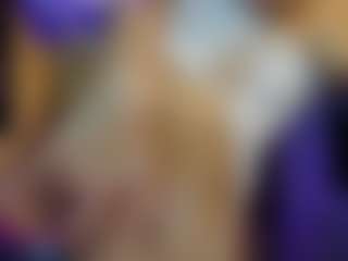 Live cam show with CarolinaPetra - Girly on Uber Horny