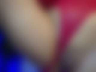 Live cam show with CarolinaPetra - Girly on CSO-WL
