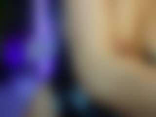 Live cam show with CarolinaPetra - Tittyfuck on Camming Site