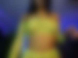 Live cam show with CarolinaPetra - Girly on instabang