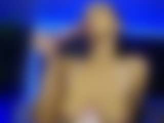 Live cam show with CarolinaPetra - Tittyfuck on Streamer API