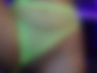Live cam show with CarolinaPetra - Girly on sexylive.show