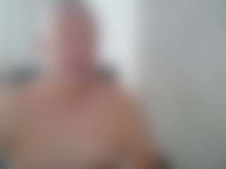 aarosteev2's Live Sex Cam Show