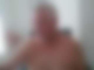 aarosteev2's Live Sex Cam Show