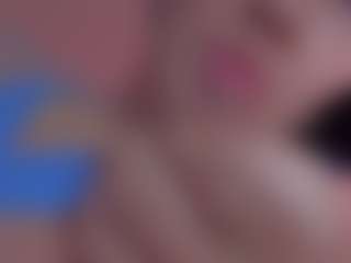 Live cam show with Evaa - Fuck Machine on Fit Hotties