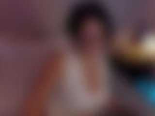 Evaa's Live Sex Cam Show