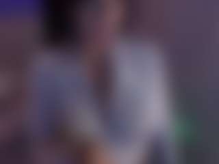Evaa's Live Sex Cam Show