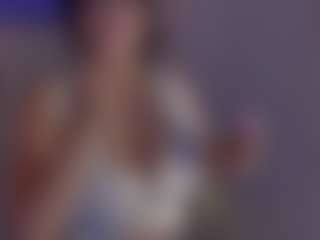 Evaa's Live Sex Cam Show