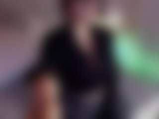 Evaa's Live Sex Cam Show