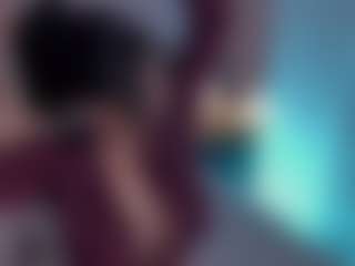 Evaa's Live Sex Cam Show