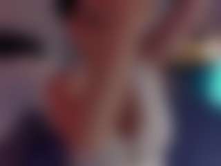 Live cam show with Evaa - Flash on Mixed Magazine Live