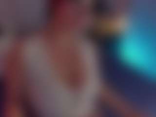 Live cam show with Evaa - Public on SinfulBabes
