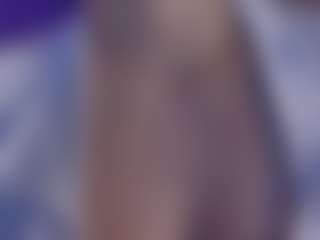 Evaa's Live Sex Cam Show