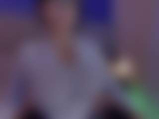 Evaa's Live Sex Cam Show