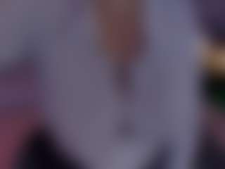 Evaa's Live Sex Cam Show