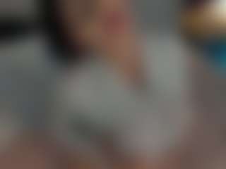 Evaa's Live Sex Cam Show