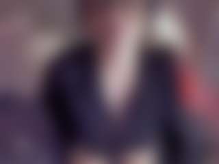 Live cam show with Evaa - Big Tits Brown Hair on luckytryst.com