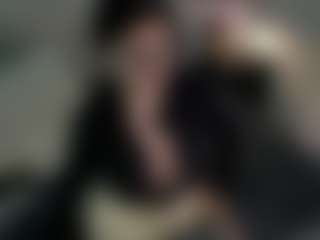 Live cam show with Evaa - Playdildo on Dolls Live