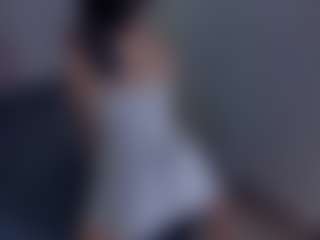 Evaa's Live Sex Cam Show