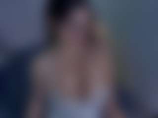 Evaa's Live Sex Cam Show