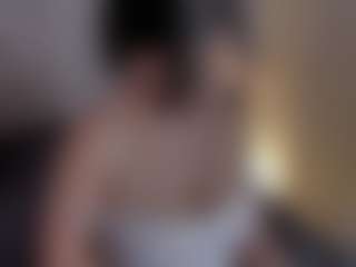 Live cam show with Evaa - Underwear on SquirtSoMuch