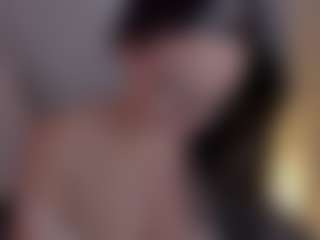 Evaa's Live Sex Cam Show