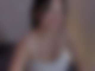 Evaa's Live Sex Cam Show