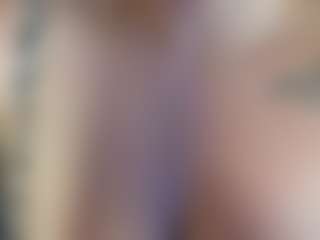 Live cam show with Evaa - Erotic on Camsoda
