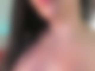 Live cam show with Evaa - Underwear on TeamSkeetLive