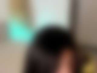 Evaa's Live Sex Cam Show