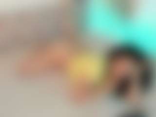 Evaa's Live Sex Cam Show