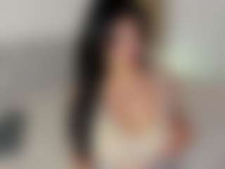 Evaa's Live Sex Cam Show
