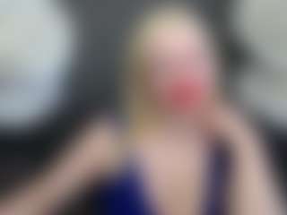 Live cam show with OliviaVerr - Blonde Hair on Camsoda