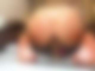 hollynovelist's Live Sex Cam Show