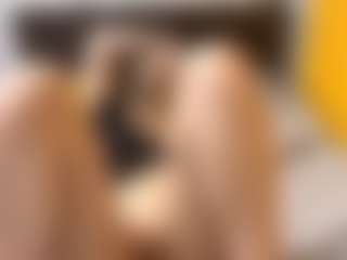Live cam show with JoniGuice - Domination on SxyPornLive