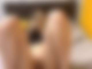 Live cam show with JoniGuice - Spanks on Free Soda