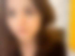 Live cam show with JoniGuice - Flirty on livesexfox.com