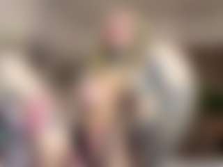 Live cam show with sofialopezzz - Blonde Hair on AdultVida.com